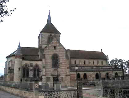 Église de style gothique, construite au XIIIème siècle.