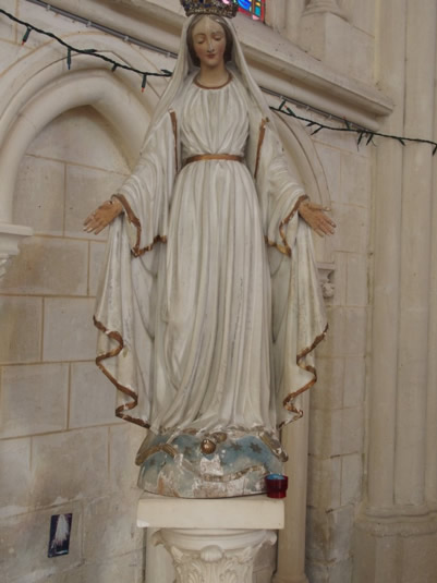 Statue Vierge de Virginy