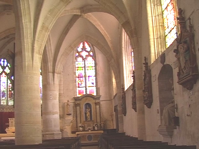 Le bas-côté sud